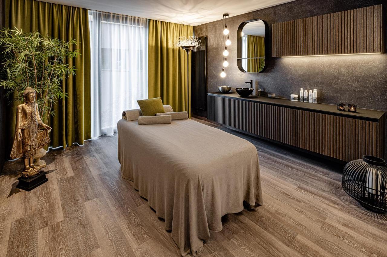 Alpine Luxury Spa Resort Schwarzenstein 루타고 외부 사진