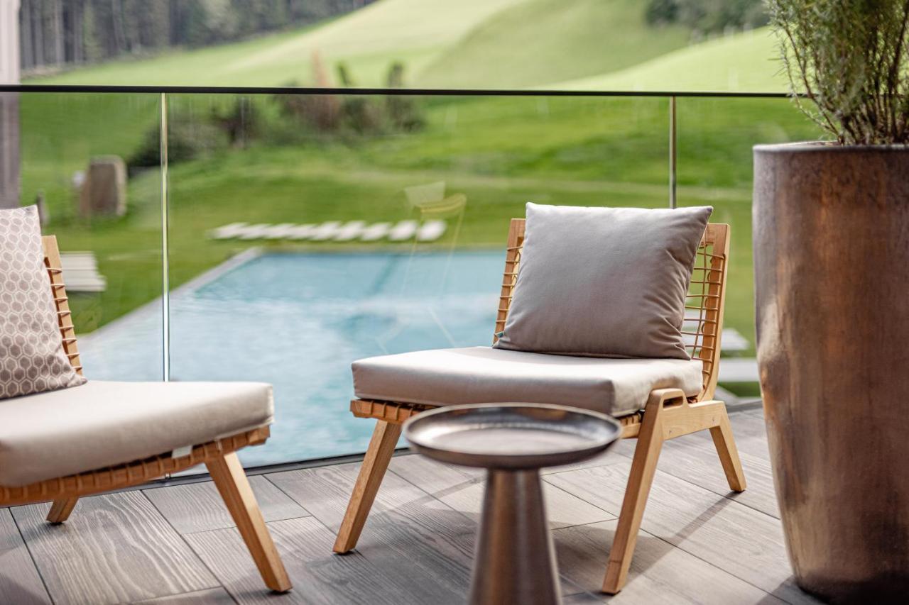 Alpine Luxury Spa Resort Schwarzenstein 루타고 외부 사진