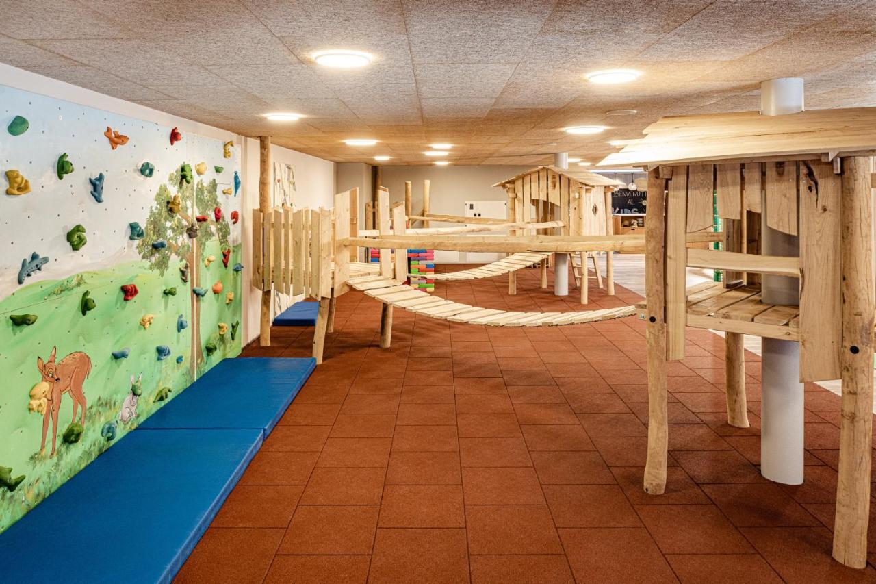 Alpine Luxury Spa Resort Schwarzenstein 루타고 외부 사진