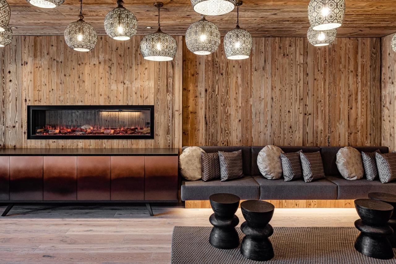 Alpine Luxury Spa Resort Schwarzenstein 루타고 외부 사진