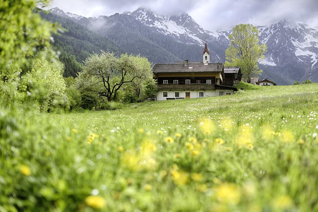 Alpine Luxury Spa Resort Schwarzenstein 루타고 외부 사진