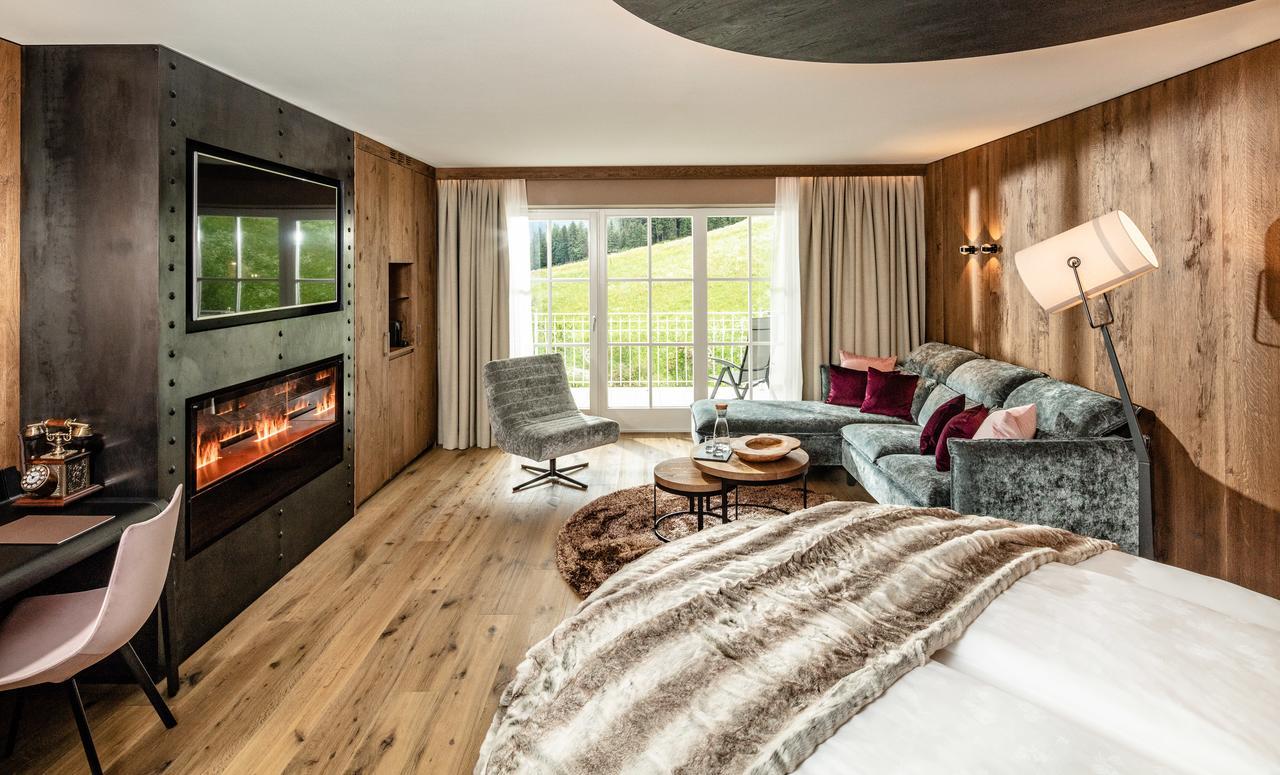 Alpine Luxury Spa Resort Schwarzenstein 루타고 외부 사진